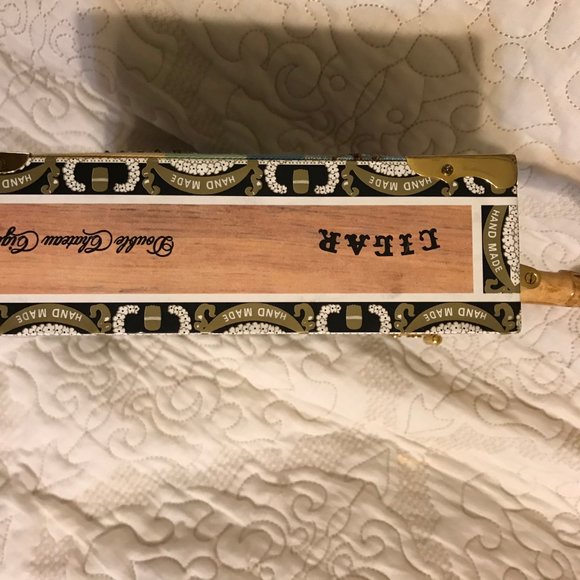 Designer Box Purse - Picture 3 of 5